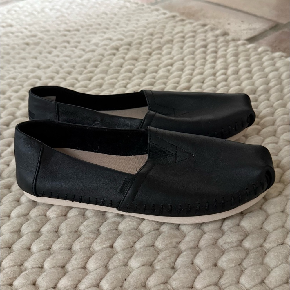 Toms Black Leather Slip-On Shoes
